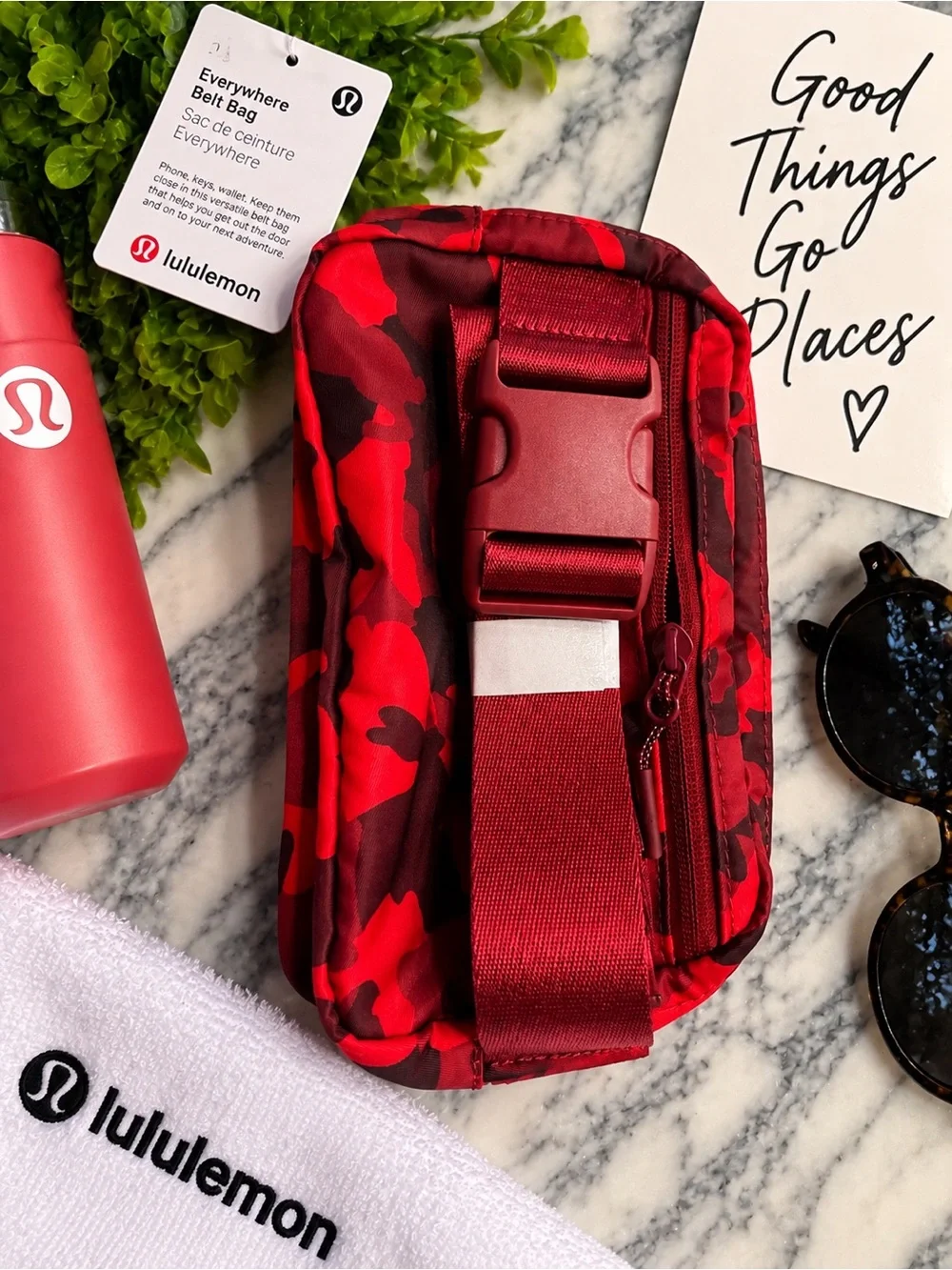 NWT Lululemon Everywhere Belt Bag Red Camo Print